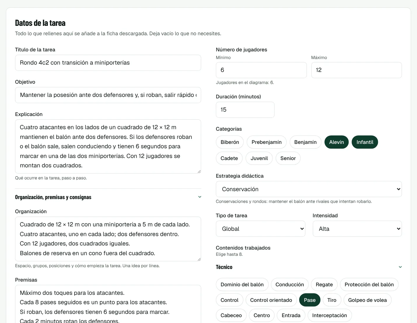 Datos de la tarea rellenados por la IA: título, objetivo, explicación, organización, premisas, jugadores, duración, categorías, estrategia, tipo, intensidad y contenidos.